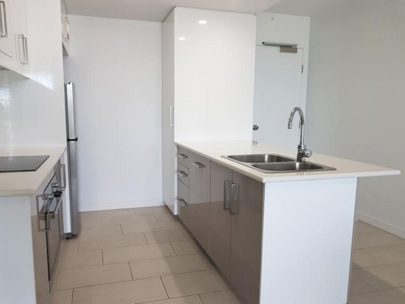 103/2-4 Victoria Parade, Rockhampton City QLD 4700